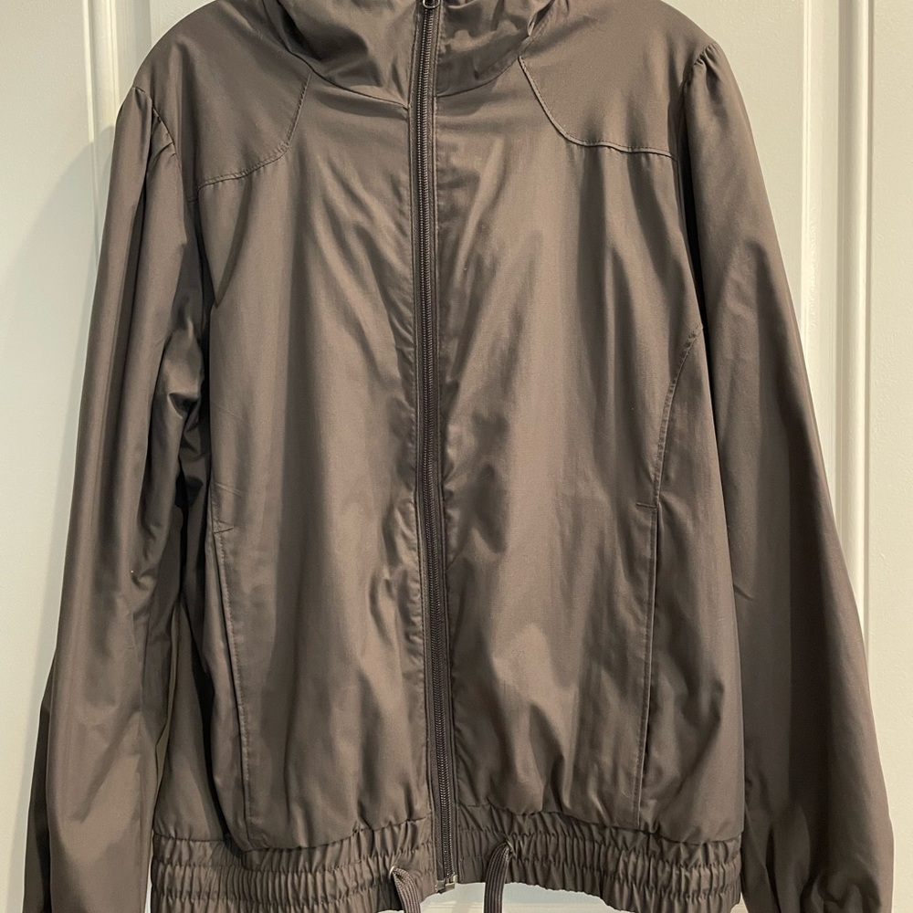 Stylish Brown Jacket - image 1